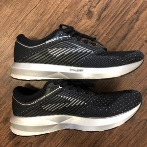 Brooks levitate running shoes